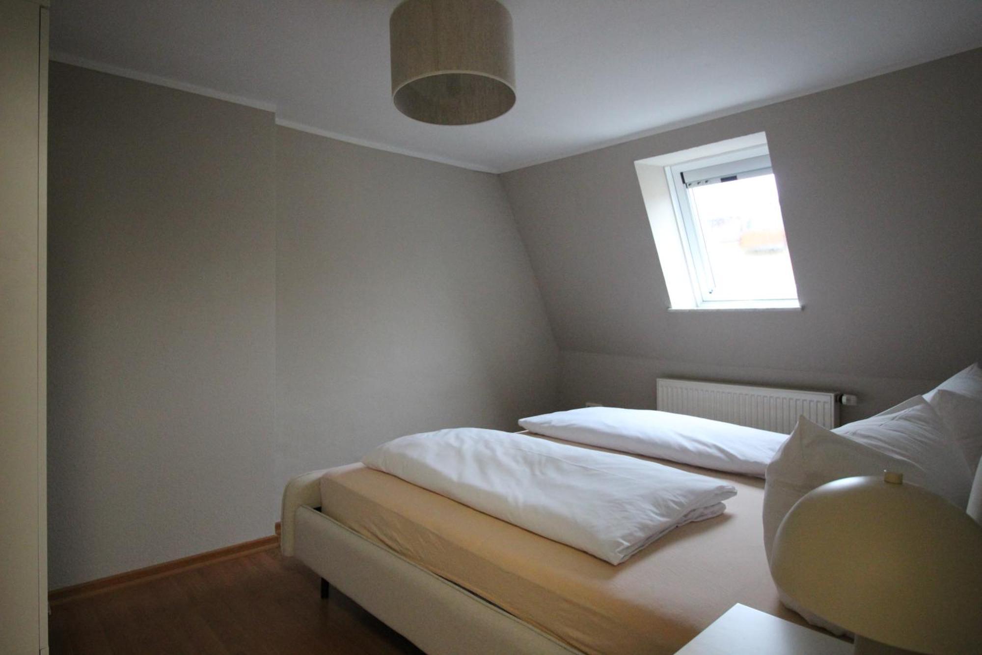 Homie Stay Schiestlstrasse - Moderne Dachgeschosswohnung Mit 2 Schlafzimmern Wurzburg Exterior photo